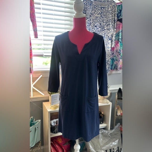 LILLY PULITZER UPF 50 + JOYCE DRESS IN TRUE NAVY - EUC - Picture 7 of 12
